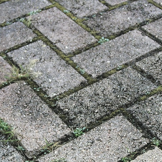 hardscaping paver patio with seating wall